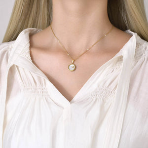 Pendentif Nacre de perle & zircon