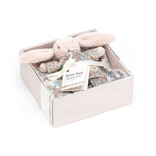 Load image into Gallery viewer, Jellycat : Bunny Box
