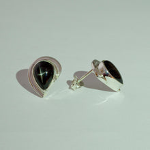 Load image into Gallery viewer, Silver Star Diopside Earrings
