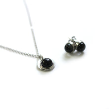 Load image into Gallery viewer, Créart Pendant and Earrings Set
