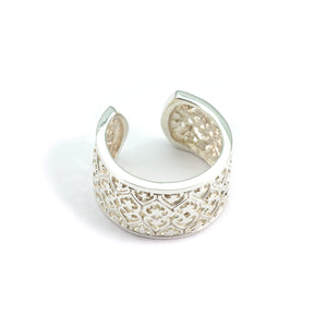 Silver lace ring o