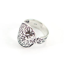 Load image into Gallery viewer, Silver Lace Ring
